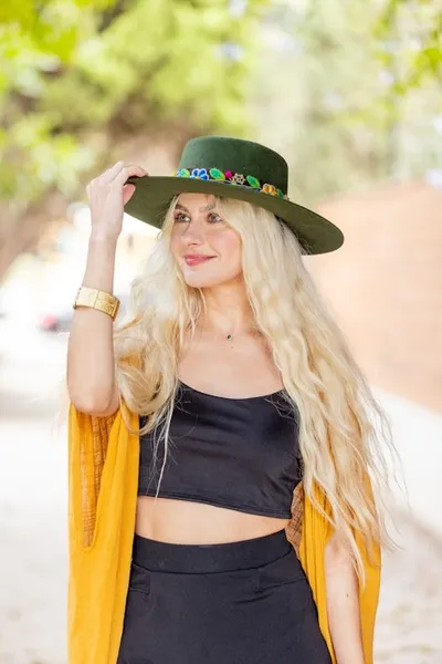 Alternate image for Spanish Hunter Green - Flourish Band