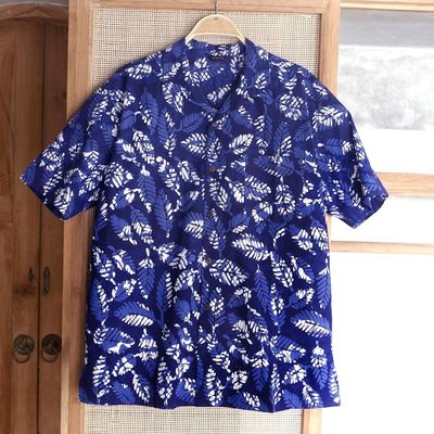 Alternate image for Mens Short-Sleeved Blue Cotton Batik Shirt from Bali Blue Leaf Shadows