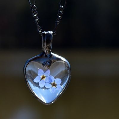 Alternate image for Natural Forget-Me-Not Heart Pendant Necklace